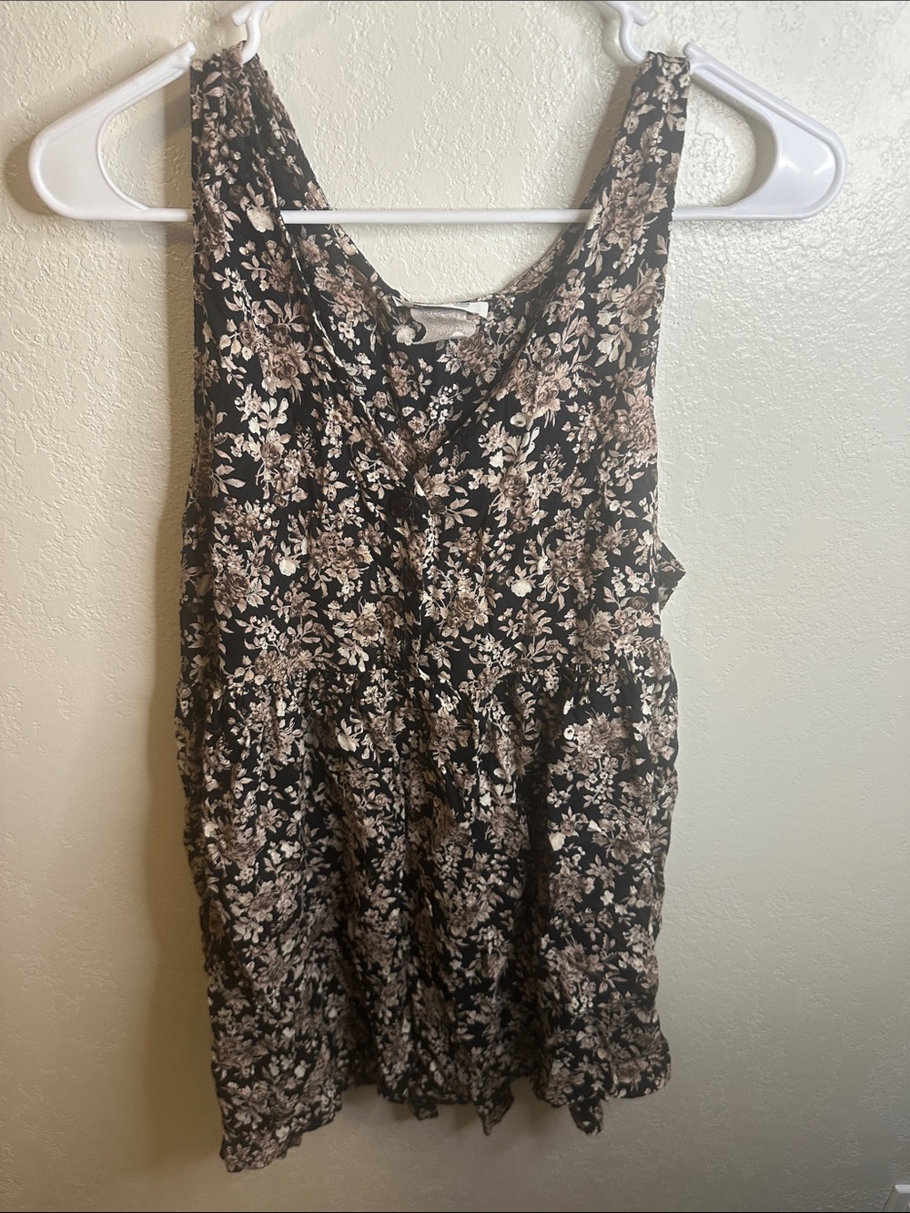 Black Floral dress - Picture 2 of 4
